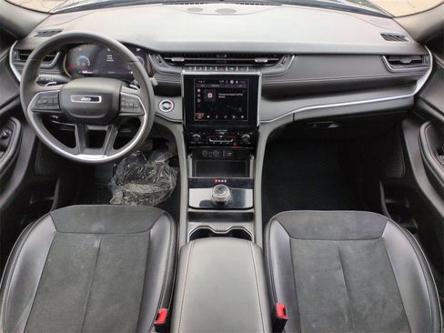 Certified 2024 Jeep Grand Cherokee L Laredo image 26