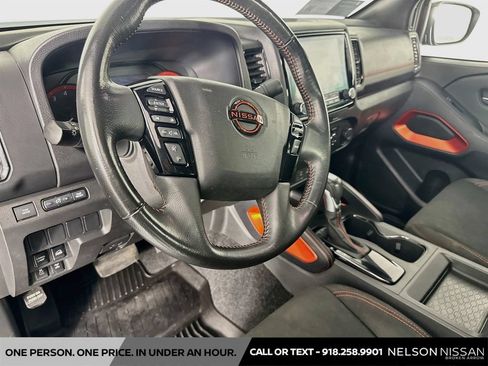 Used 2023 Nissan Frontier PRO-4X w/ Tow Package AWD/4WD image 9