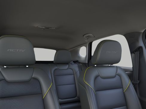 New 2026 Chevrolet Trax ACTIV FWD image 24