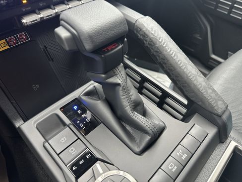 New 2026 Toyota 4Runner TRD Off-Road Premium AWD/4WD image 17