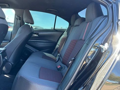 Used 2025 Toyota Corolla SE image 6