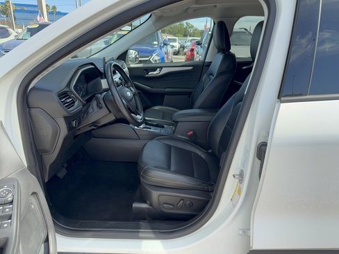 Certified 2022 Ford Escape SEL image 11