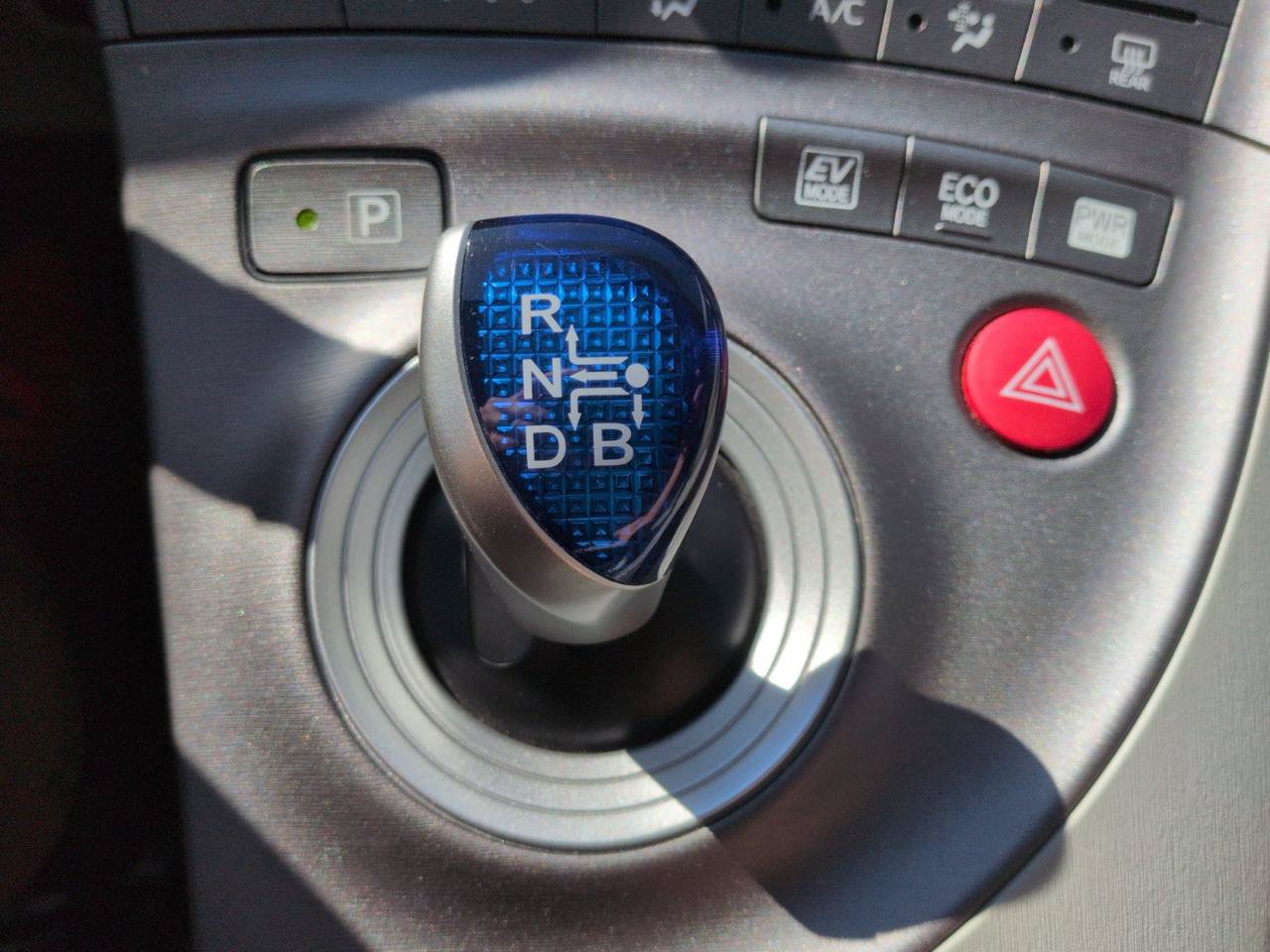 Used 2014 Toyota Prius Three FWD image 25