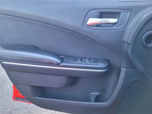 Certified 2022 Dodge Charger R/T image 15