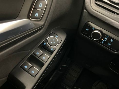 New 2026 Ford Escape ST-Line w/ Tech Pack #1 image 19