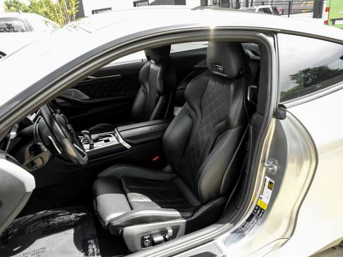 Used 2020 BMW M8 Coupe AWD/4WD image 22
