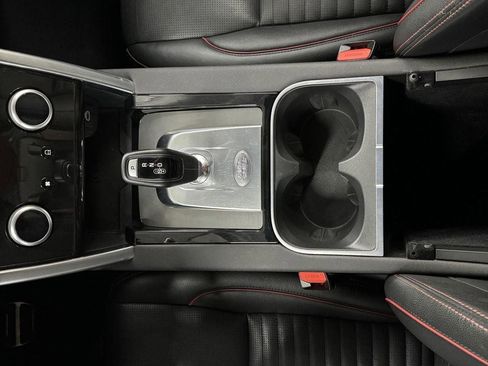Used 2022 Land Rover Discovery Sport SE R-Dynamic image 24