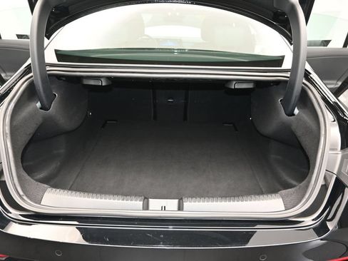 Used 2025 Mercedes-Benz CLA 250 image 11