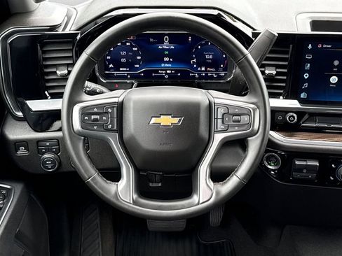 Used 2025 Chevrolet Silverado 2500 LT w/ Convenience Package AWD/4WD image 22