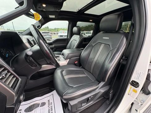 Used 2020 Ford F150 Platinum w/ Equipment Group 701A Luxury AWD/4WD image 32