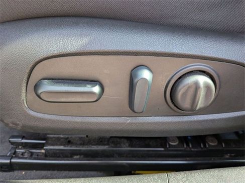 Used 2023 Chevrolet Malibu LT image 13