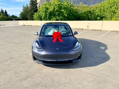 Used 2021 Tesla Model 3 Long Range AWD/4WD image 6