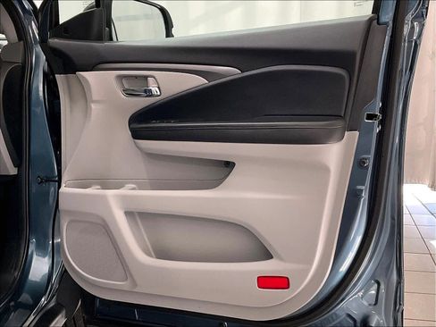 Used 2022 Honda Pilot Special Edition image 12
