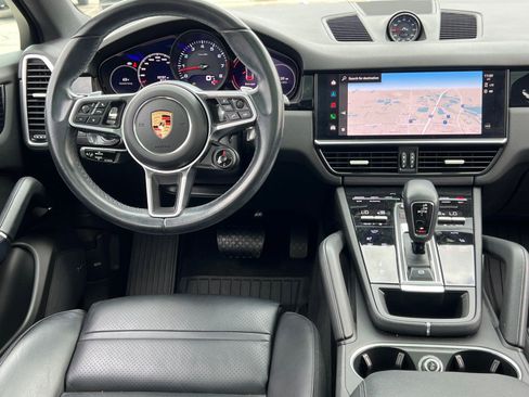 Certified 2023 Porsche Cayenne Coupe AWD/4WD image 16