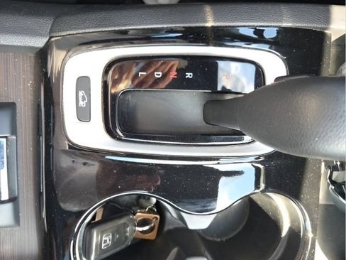 Used 2017 Honda Ridgeline Black Edition image 22