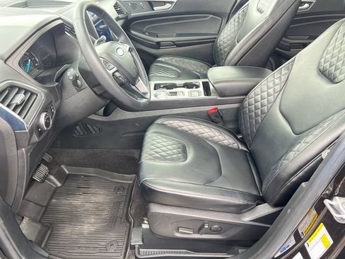Certified 2024 Ford Edge Titanium AWD/4WD image 23