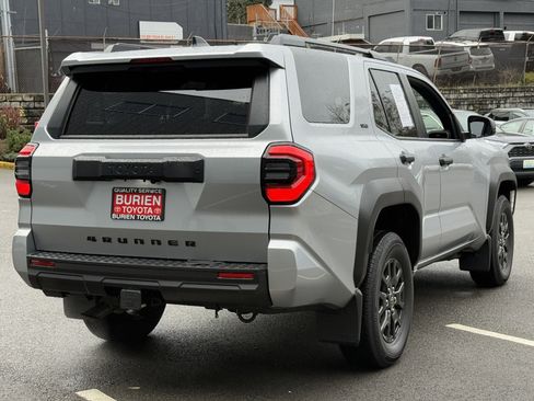 Certified 2025 Toyota 4Runner SR5 image 5