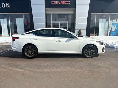 Used 2025 Nissan Altima 2.5 SR