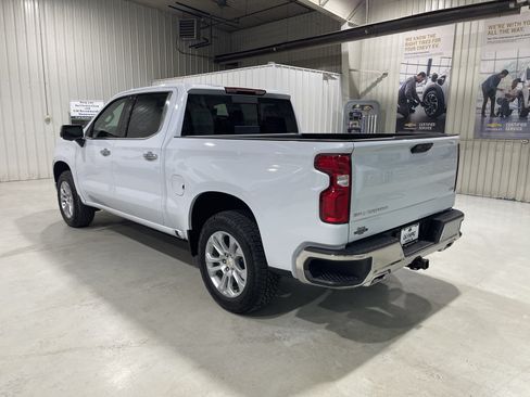 New 2026 Chevrolet Silverado 1500 LTZ w/ Z71 Off-Road Package AWD/4WD image 6