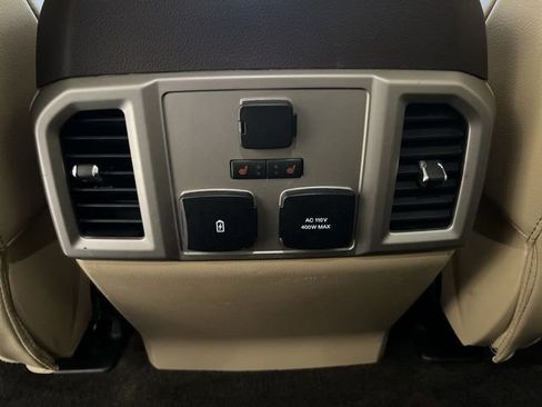 Used 2018 Ford F150 Lariat w/ Equipment Group 502A Luxury AWD/4WD image 20