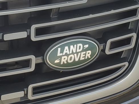 Used 2026 Land Rover Range Rover Velar S AWD/4WD image 11