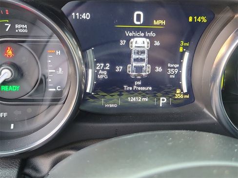 Used 2021 Jeep Wrangler Unlimited Sahara w/ Cold Weather Group image 8