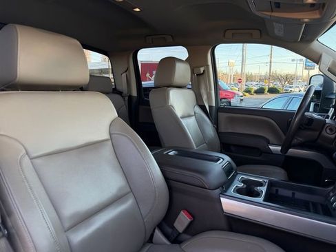 Used 2015 Chevrolet Silverado 2500 LTZ w/ LTZ Plus Package image 35