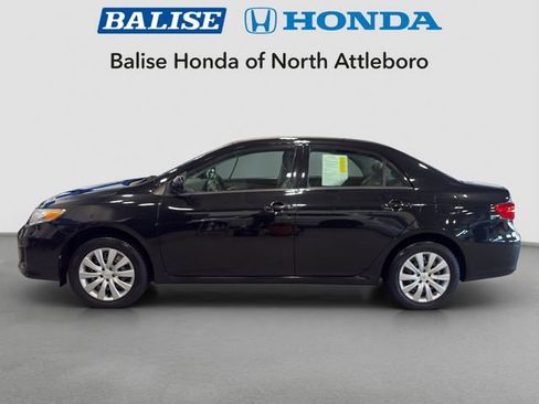 Used 2013 Toyota Corolla LE image 2