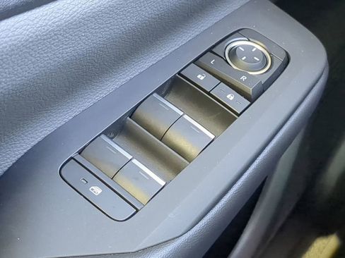 Used 2024 Toyota Prius XLE image 22