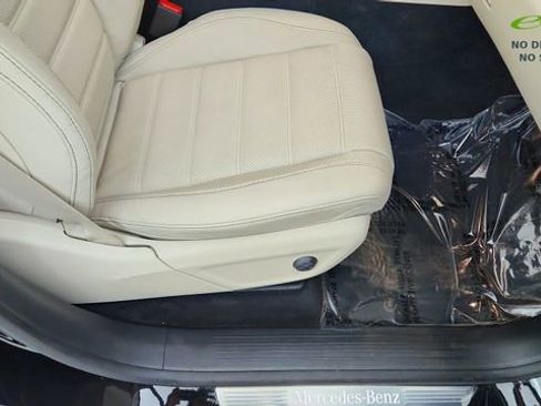 Used 2022 Mercedes-Benz GLS 450 4MATIC image 23