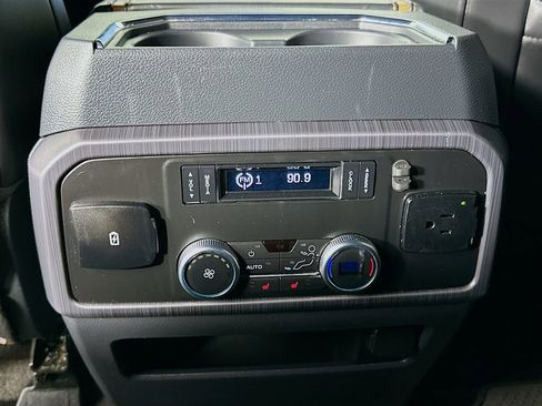 Used 2022 Ford Expedition Max Platinum image 26