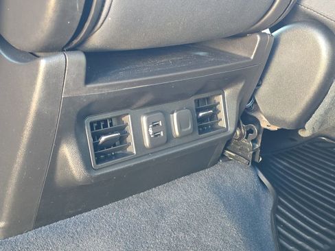 Used 2020 Chevrolet Silverado 2500 LT w/ All Star Edition image 27