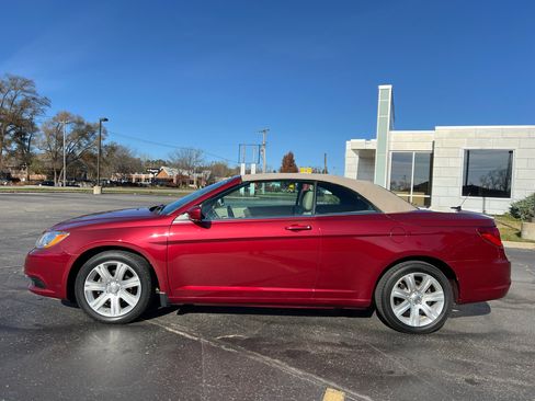 Used 2012 Chrysler 200 Touring image 15