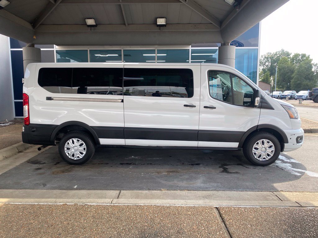Certified 2024 Ford Transit 350 XLT RWD image 8