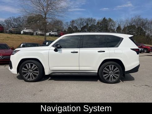 Used 2023 Lexus LX 600 4WD w/ Appearance Package image 3