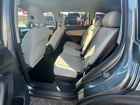 Used 2021 Volkswagen Tiguan S image 5