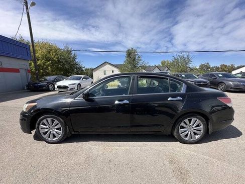 Used 2011 Honda Accord EX-L image 9