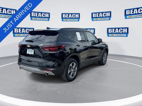Used 2024 Chevrolet Blazer LT w/ Sound & Technology Package AWD/4WD image 8