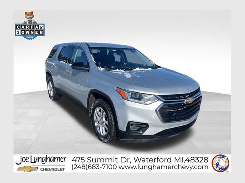 Certified 2021 Chevrolet Traverse LS image 1