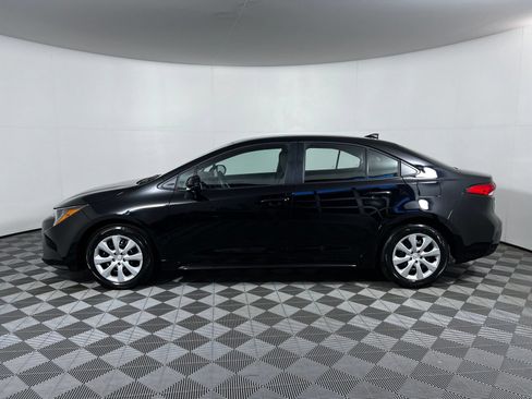 Used 2026 Toyota Corolla LE FWD image 8