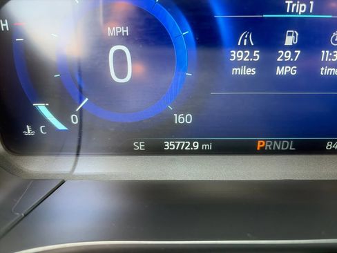 Used 2022 Ford Escape SEL w/ Technology Package FWD image 17