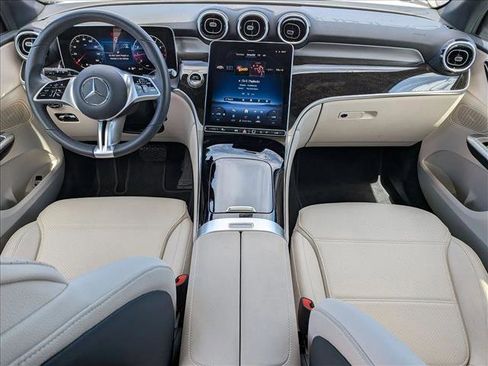 Used 2026 Mercedes-Benz GLC 300 4MATIC image 18