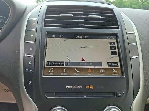 Certified 2019 Lincoln MKC Reserve w/ MKC Climate Package AWD/4WD image 15