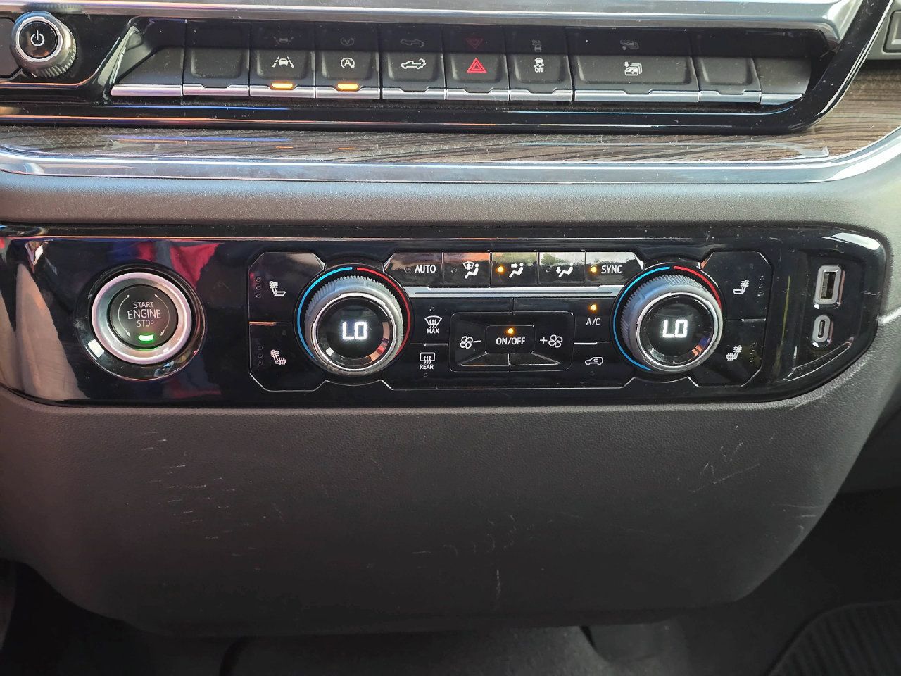 Certified 2024 Chevrolet Silverado 1500 LT AWD/4WD image 22