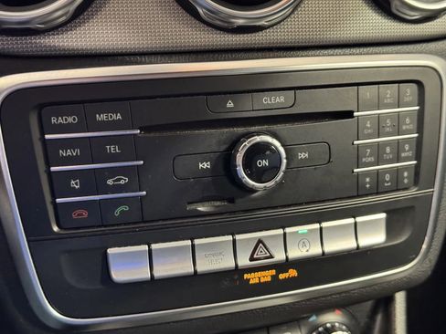 Used 2020 Mercedes-Benz GLA 250 image 12