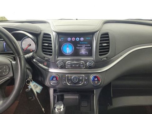 Used 2017 Chevrolet Impala LT FWD image 6