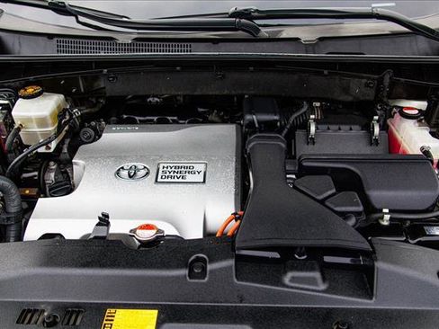 Used 2016 Toyota Highlander Limited Platinum image 29