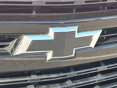 Used 2022 Chevrolet Silverado 1500 LT Trail Boss image 37