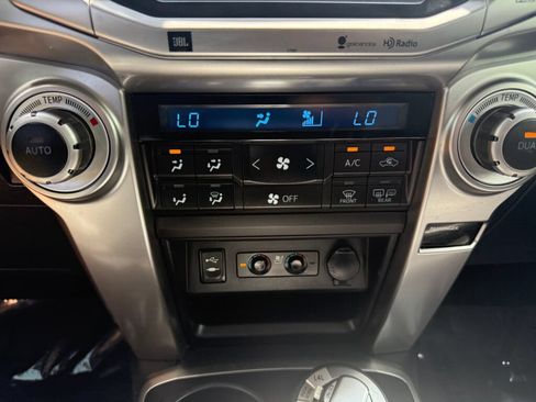 Used 2015 Toyota 4Runner Limited AWD/4WD image 20