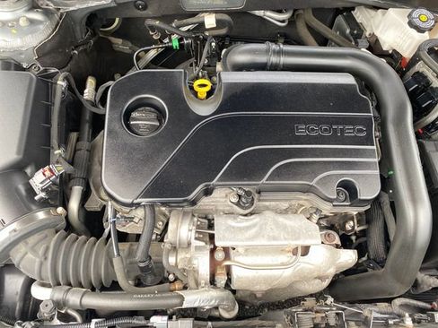 Certified 2023 Chevrolet Malibu LT FWD image 21